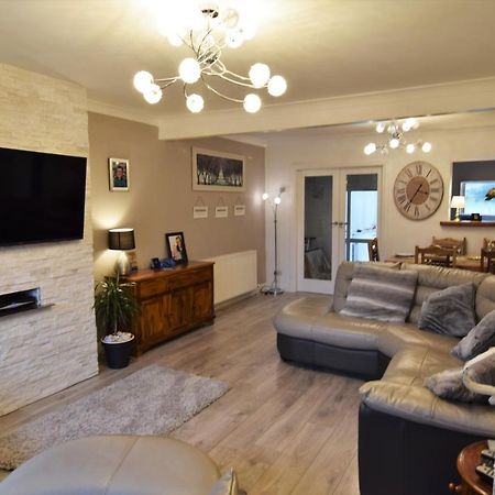 Mikes At Menai - Stylish & Spacious 3 Bed House In Menai Bridge. 외부 사진