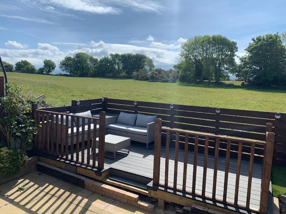 Mikes At Menai - Stylish & Spacious 3 Bed House In Menai Bridge. 외부 사진
